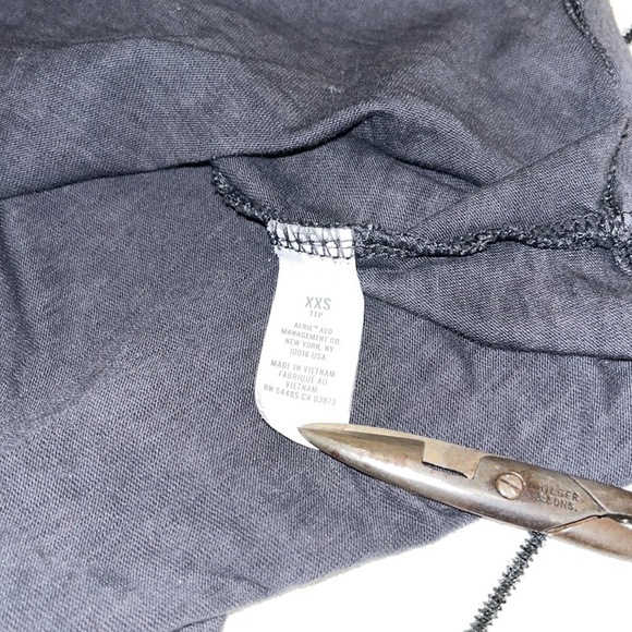 AERIE Distressed Can’t Be Tamed T-shirt Size XXS - Picture 9 of 12